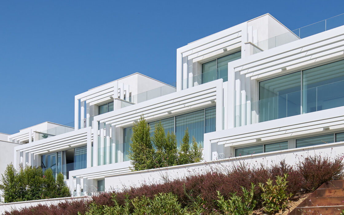 Трикімнатні апартаменти в Сотогранде з терасою 200.8 кв.м