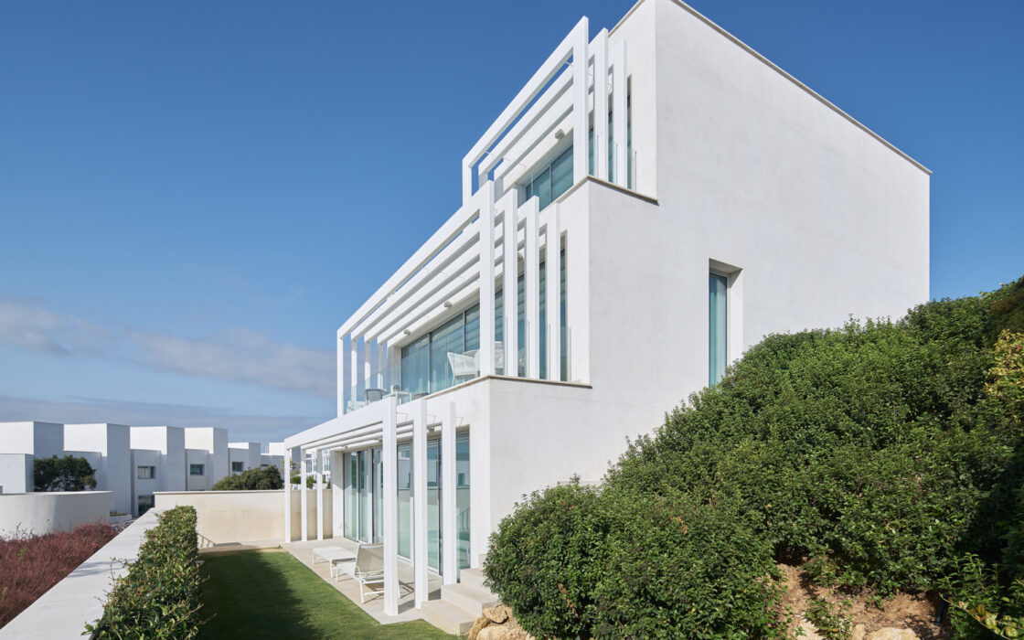 Трикімнатні апартаменти в Сотогранде з терасою 200.8 кв.м