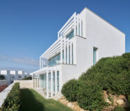 Трикімнатні апартаменти в Сотогранде з терасою 200.8 кв.м