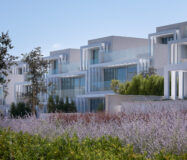 Трикімнатні апартаменти в Сотогранде з терасою 200.8 кв.м