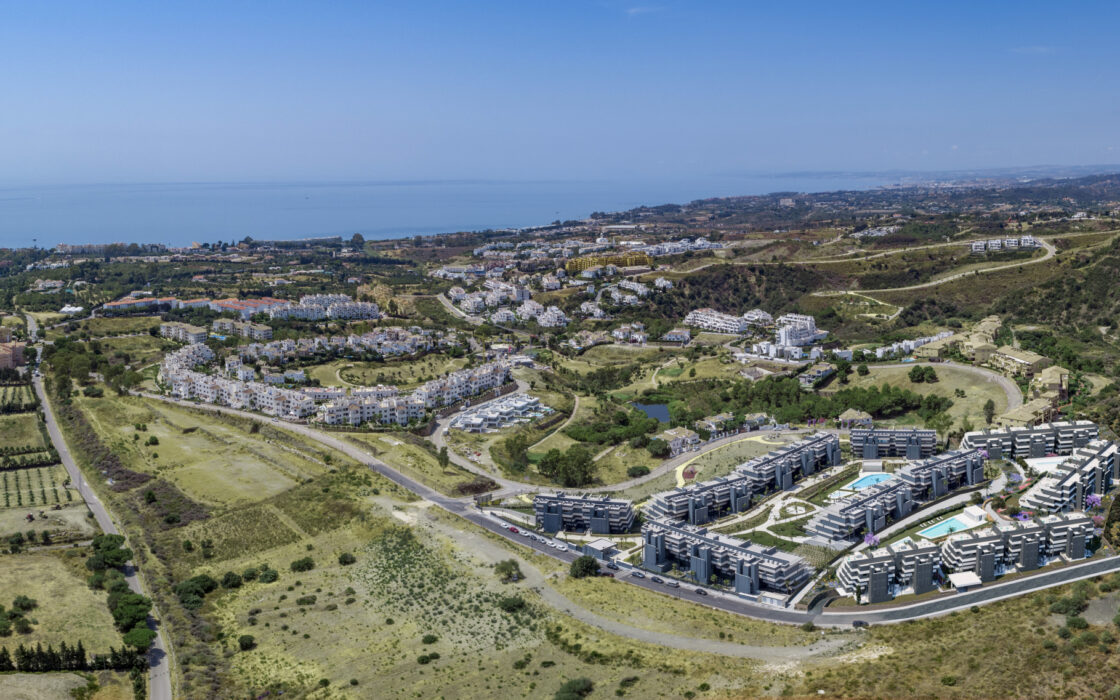 Трикімнатні апартаменти в Естепоні з терасою 108 кв.м