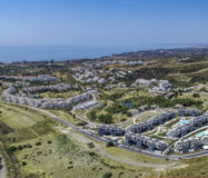 Трикімнатна квартира в Естепоні з терасою 106.88 кв.м