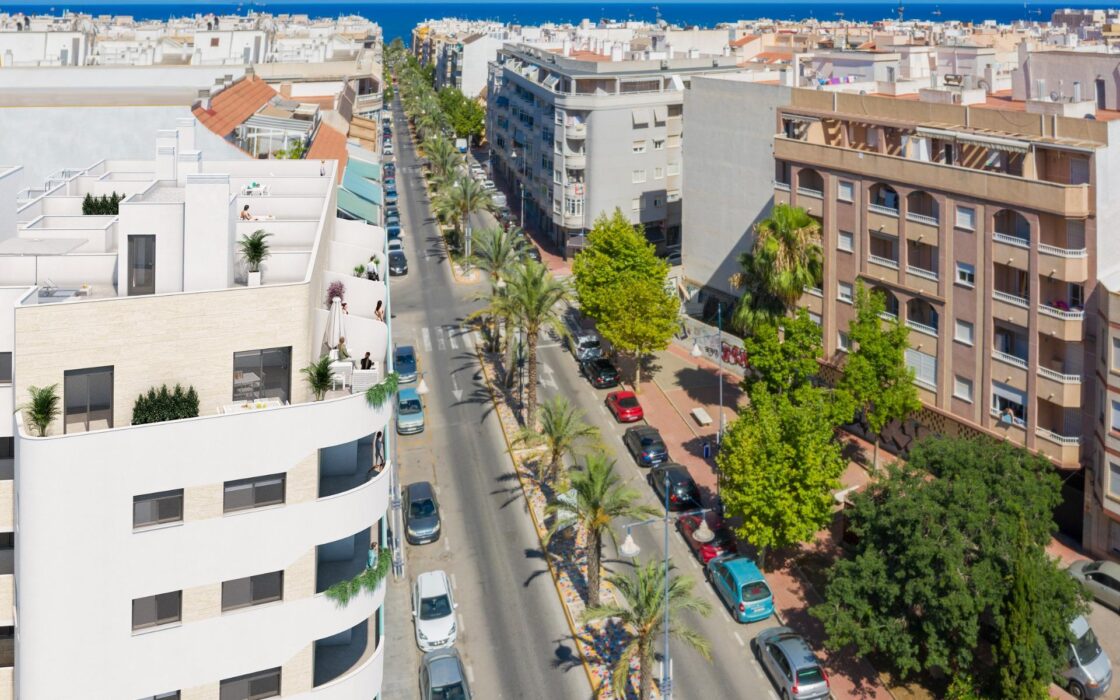 Просторные апартаменты в Торревьехе 98 кв.м у моря