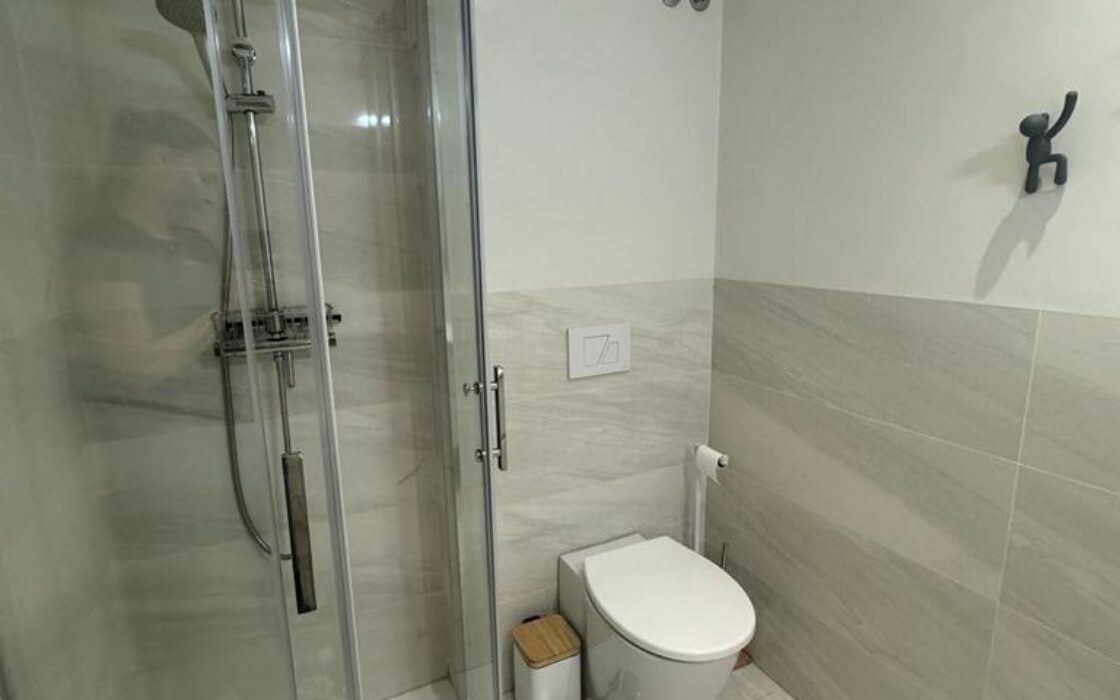 Продається квартира 101 кв.м з терасою в Оріуела Коста