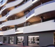 Нові квартири в Торрев’єсі з терасою 64 кв.м біля моря