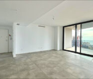 Новая квартира с видом на море в Бенидорме 180 кв.м