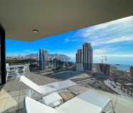 Новая квартира с видом на море в Бенидорме 180 кв.м
