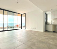 Новая квартира с видом на море в Бенидорме 180 кв.м