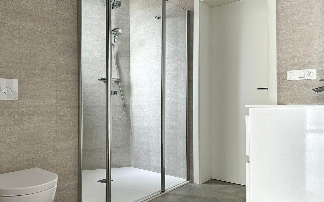 Новая квартира с видом на море в Бенидорме 180 кв.м