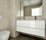 Новая квартира с видом на море в Бенидорме 180 кв.м