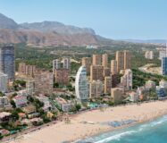 Роскошные апартаменты у моря в Бенидорме 107 кв.м с террасой