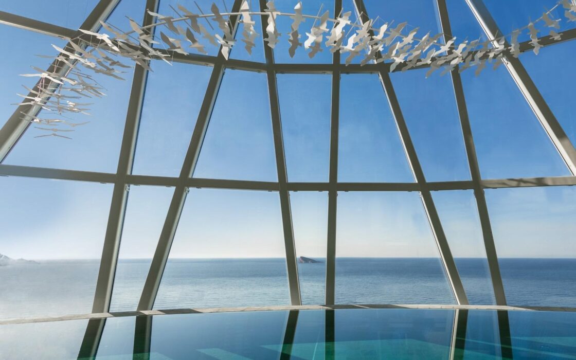 Роскошные апартаменты 2-3 спальни на первой линии Бенидорма