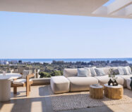 Просторні 3-кімнатні квартири в Естепоні з терасою 123,69 кв.м