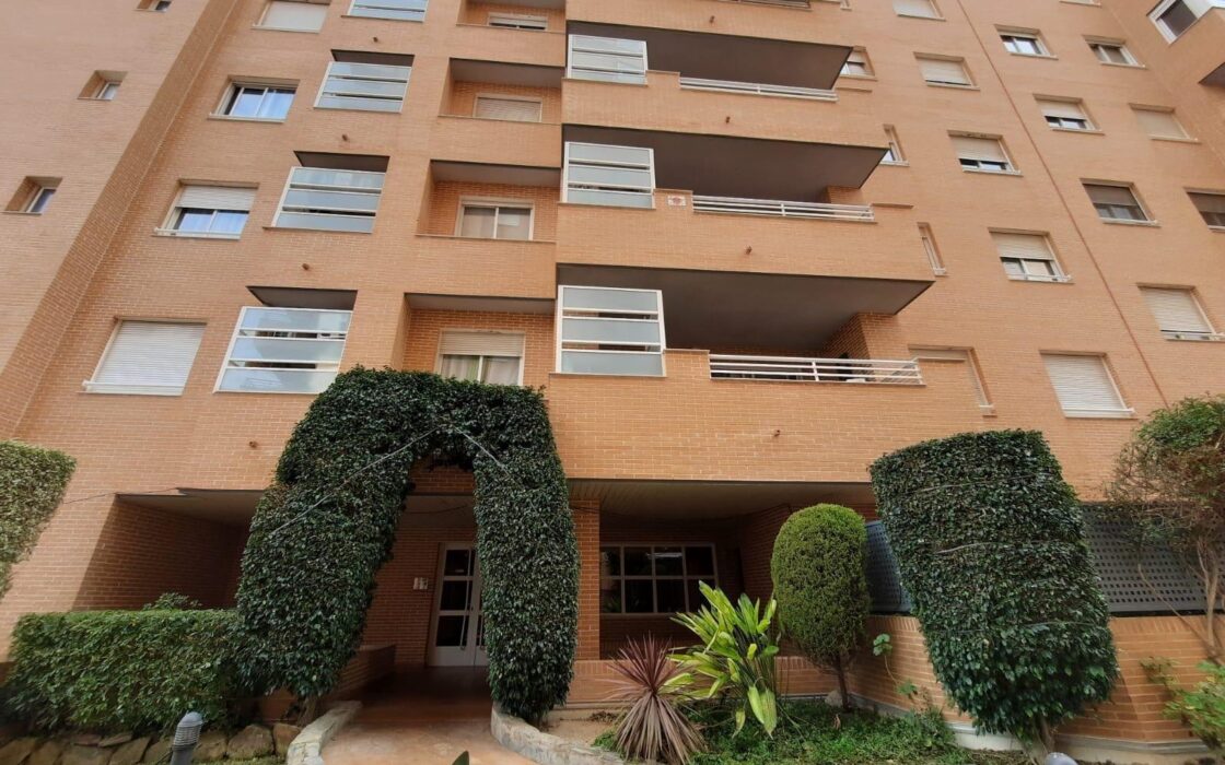 Квартира з терасою в Ла Кала де Финестрат 69 кв.м