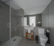 Современные апартаменты с террасой в Марбелье 192 кв.м