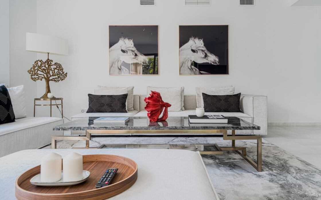 Современные апартаменты с террасой в Марбелье 192 кв.м