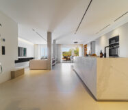 Потрясающие апартаменты с террасой и видом на море, 127 кв.м