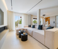 Потрясающие апартаменты с террасой и видом на море, 127 кв.м