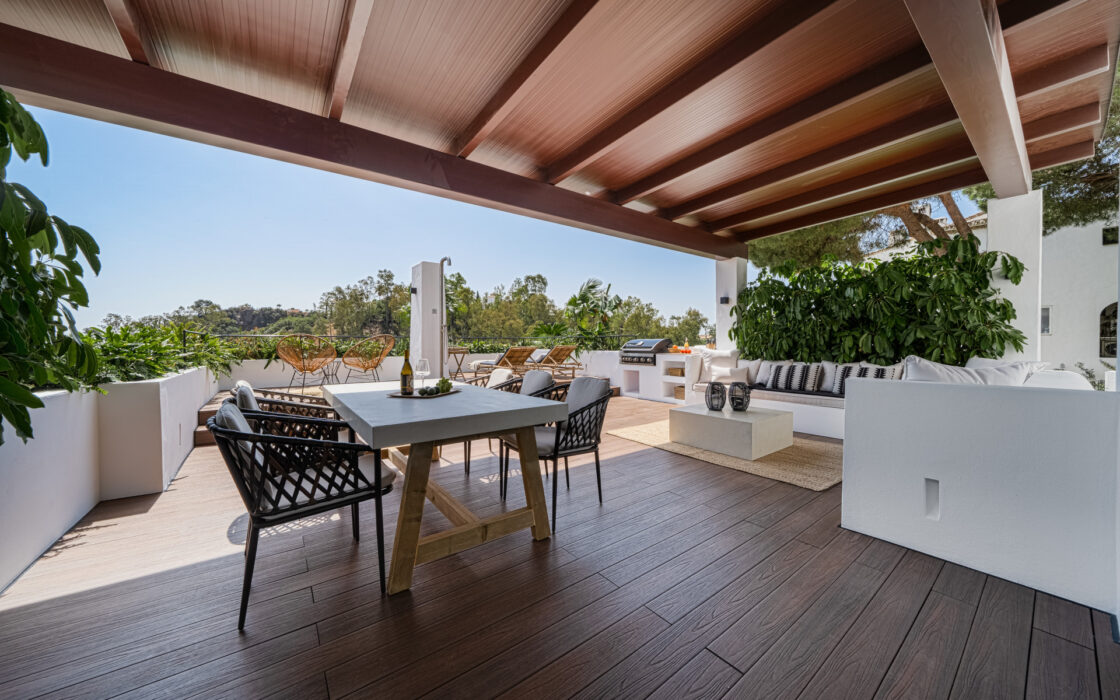 Потрясающие апартаменты с террасой и видом на море, 127 кв.м