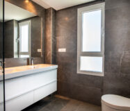 Нова 3-кімнатна квартира з панорамним видом на море Сотогранде