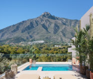 Четырехкомнатный пентхаус в Марбелье с террасой 418,28 кв.м