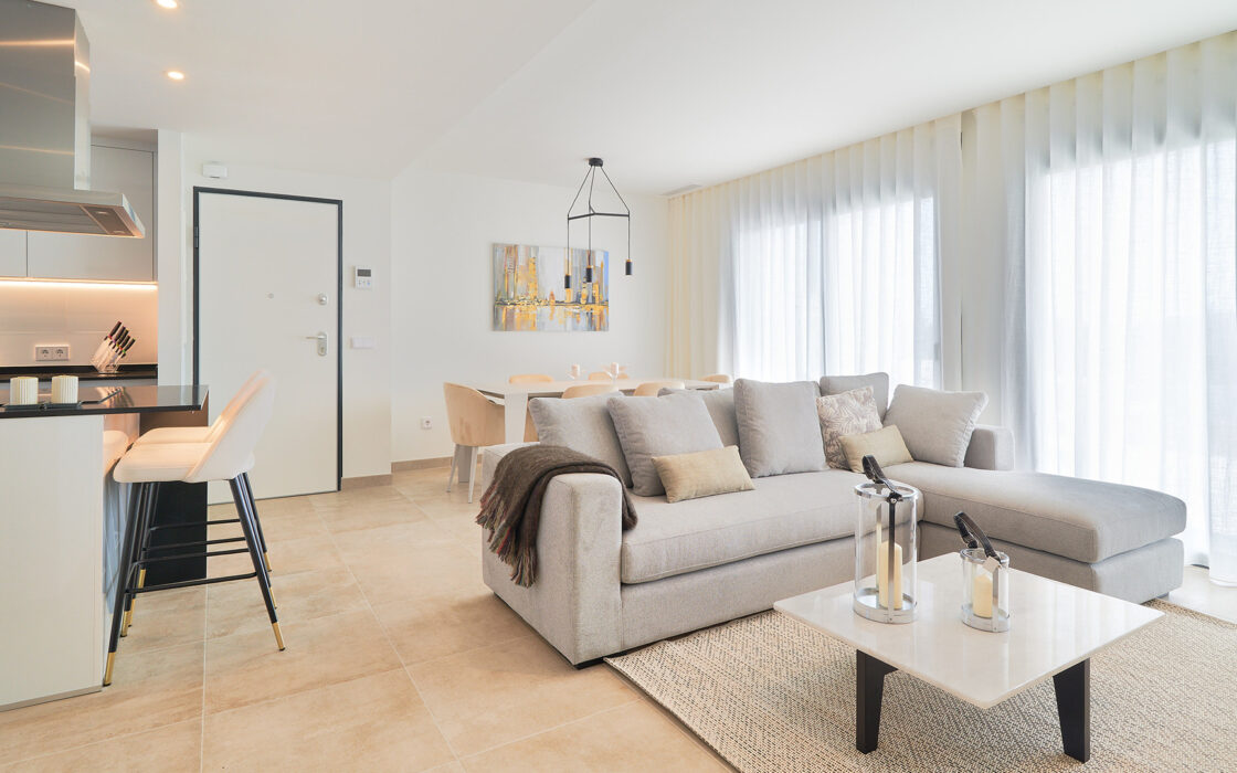 2-спальні апартаменти в Естепоні з терасою 140.62 кв.м