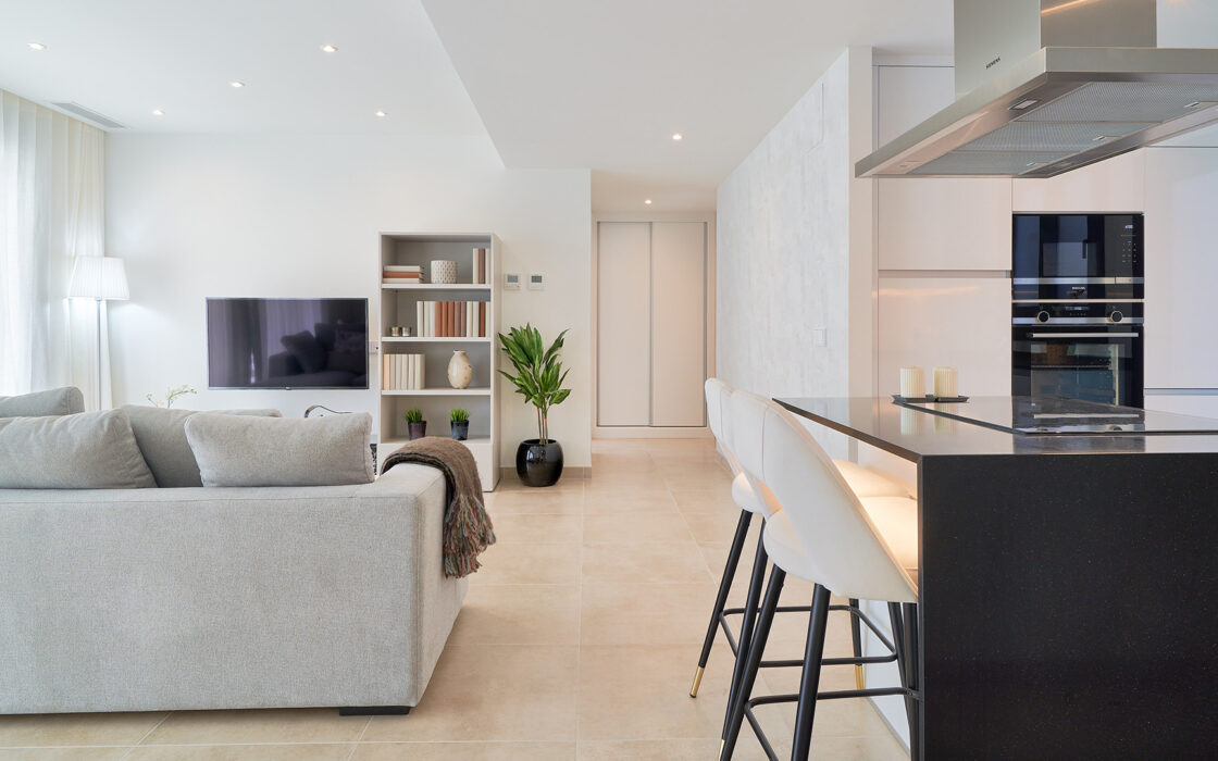 2-спальні апартаменти в Естепоні з терасою 140.62 кв.м