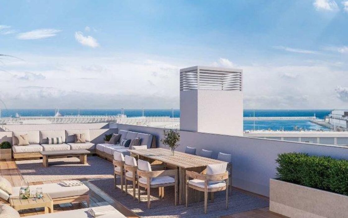 Апартаменти в Аліканте 134 кв.м з терасою біля моря