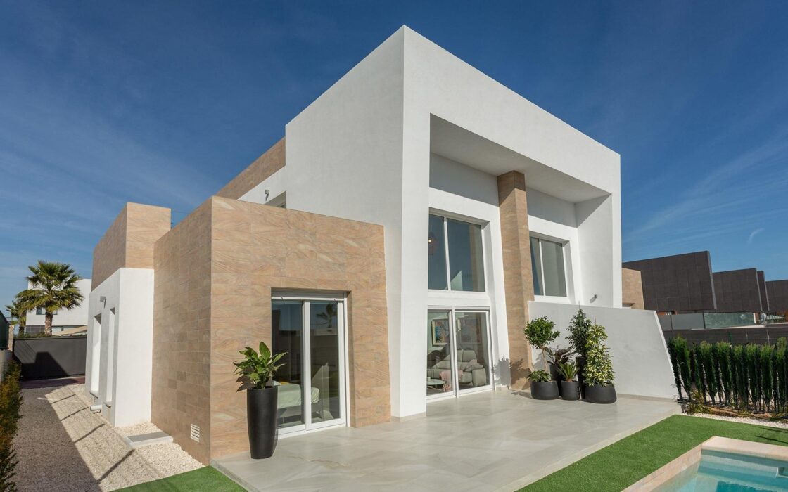 Вілли в Альгорфі з 3 спальнями та приватним басейном 260 м²