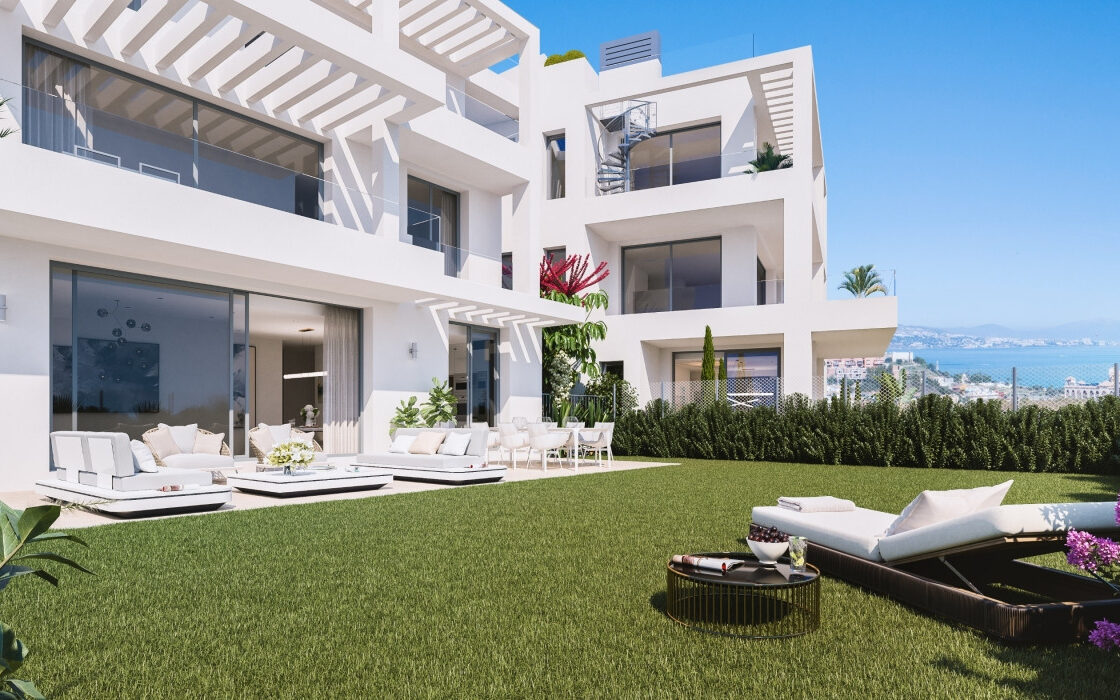 Двухспальные апартаменты на первом этаже в Михас-Коста с террасой 69.83 кв.м