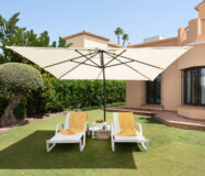 Вілла з 4 спальнями в Сотогранде, площа 450 кв.м, тераса