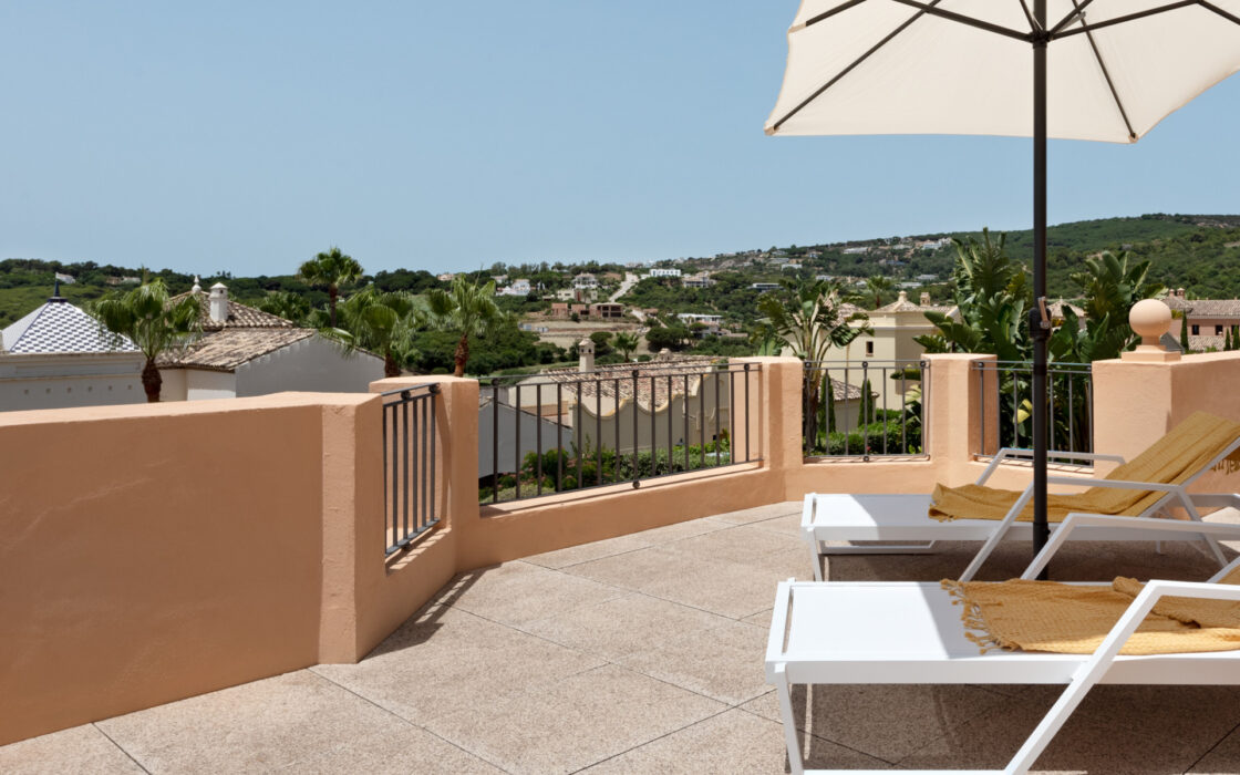 Вілла з 4 спальнями в Сотогранде, площа 450 кв.м, тераса