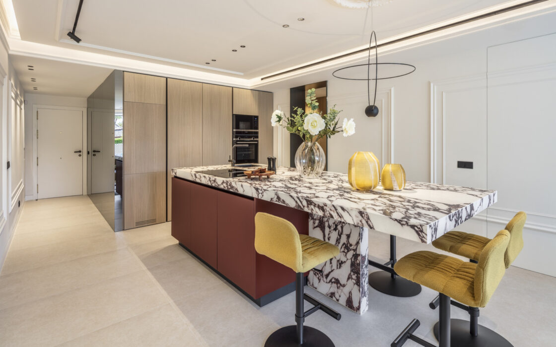 Элитные апартаменты с террасой на Золотой Миле 118 кв.м