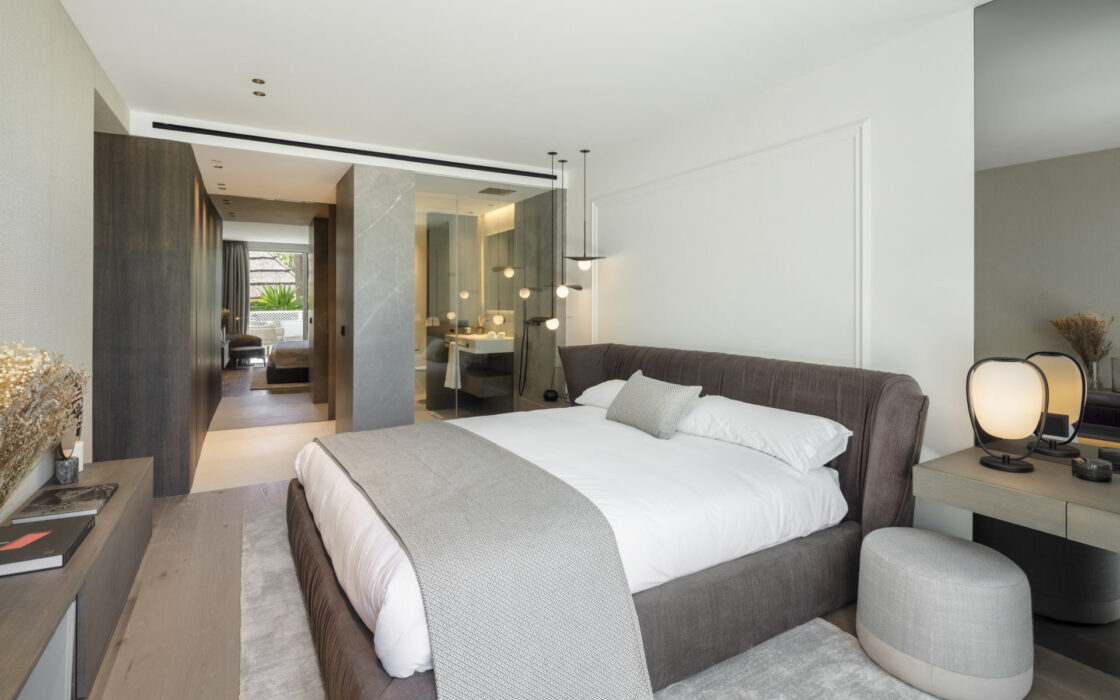 Элитные апартаменты с террасой на Золотой Миле 118 кв.м