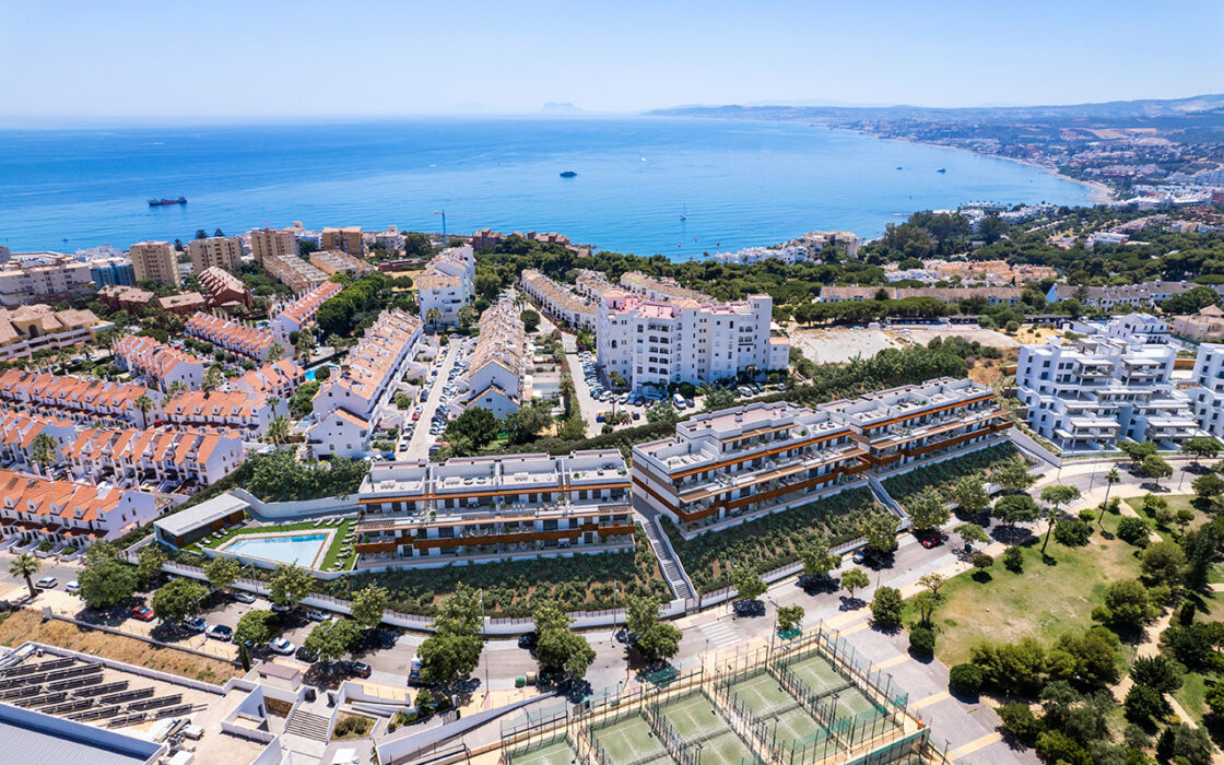 Квартири у моря в Естепоні 3 кімнати 98 кв.м з терасою