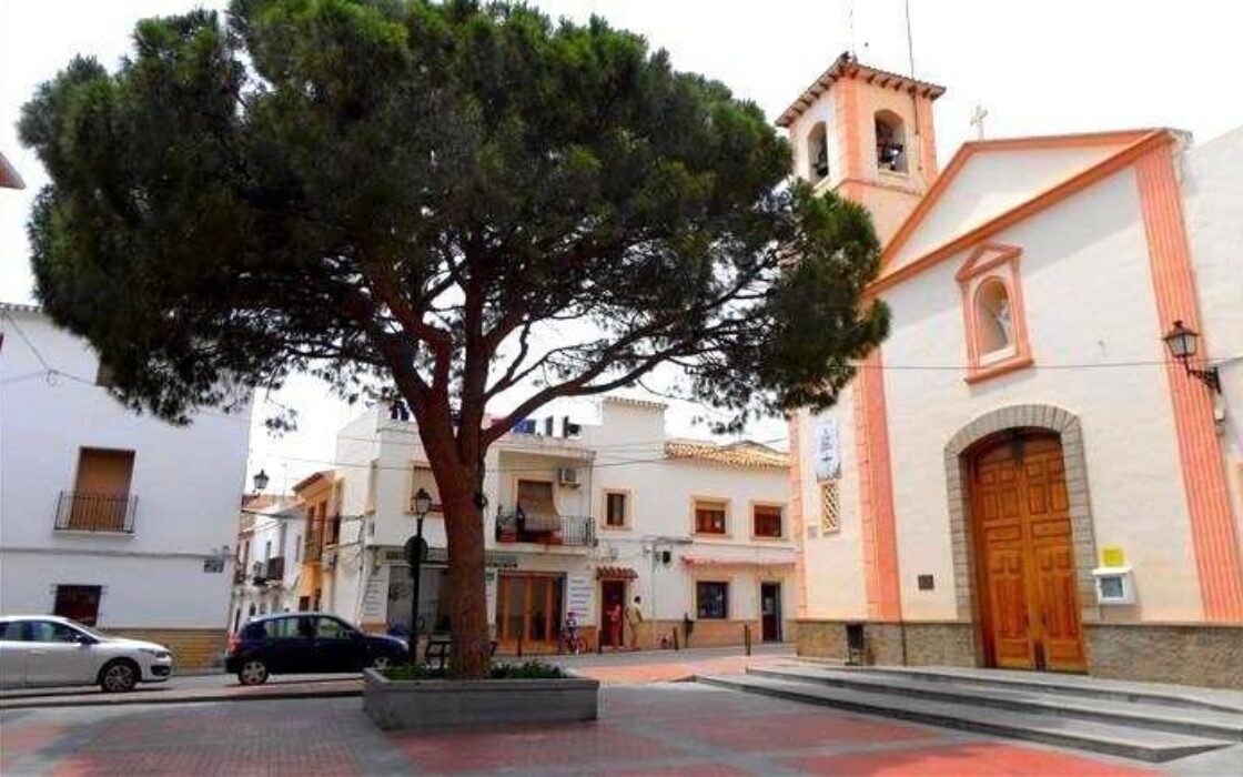 Затишна 1-кімнатна квартира в Альфас-дель-Пі з терасою