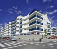 Елегантні 2-кімнатні квартири у Фуенхіролі з терасою