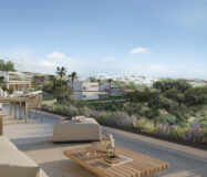 Четырехкомнатные апартаменты в Марбелье с террасой 255 кв.м