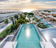 2-спальные апартаменты у моря в Лас-Чапас, Марбелья 250 кв.м.