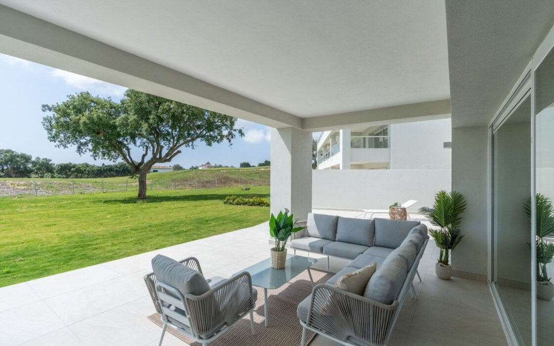 3-комнатные апартаменты с террасой в Сотогранде 115.8 кв.м