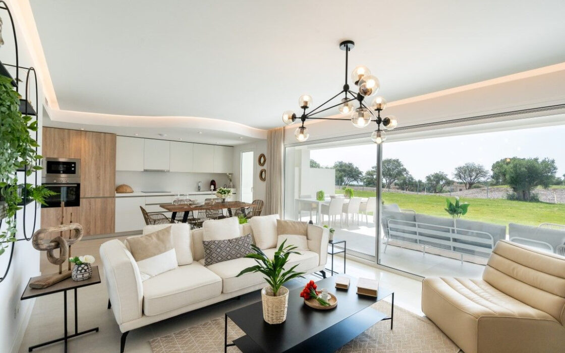 3-комнатные апартаменты с террасой в Сотогранде 115.8 кв.м