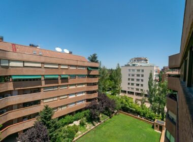 Простора квартира в Мадриді 259 кв.м з терасою