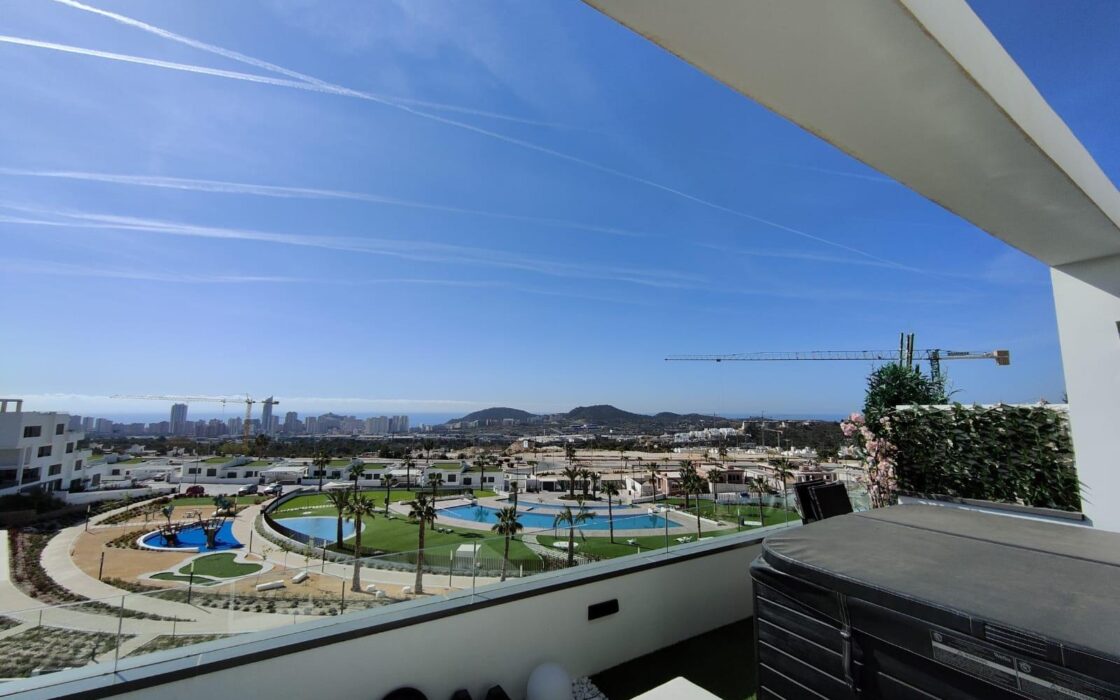 Квартира з терасою та видом на море в Golf Bahía Finestrat