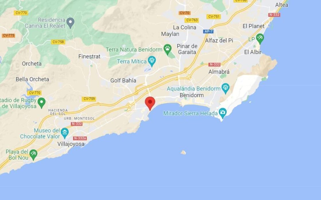 Новые апартаменты у моря в Бенидорме с террасой 138 кв.м