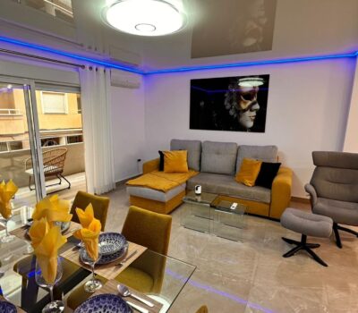 Апартаменти 121 кв.м в Торрев’єсі біля моря з терасою