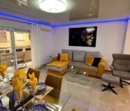 Апартаменти 121 кв.м в Торрев’єсі біля моря з терасою