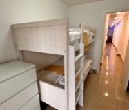 Апартаменти 121 кв.м в Торрев’єсі біля моря з терасою