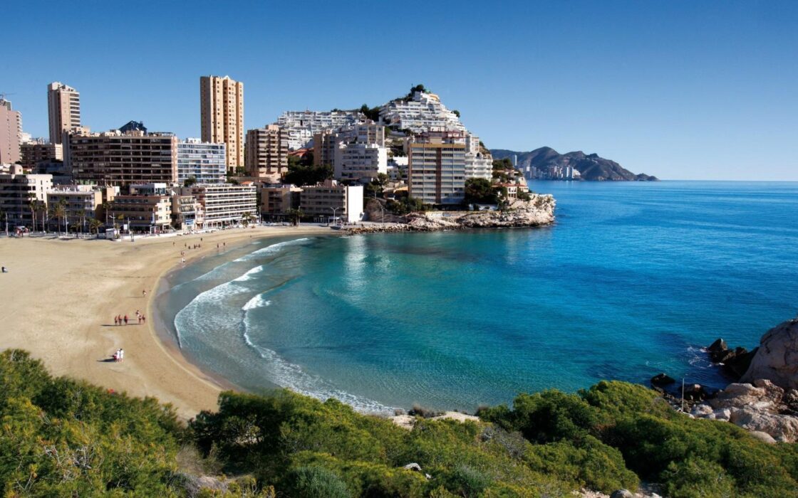 Новые квартиры с видом на море в Финестрате от 72 кв.м