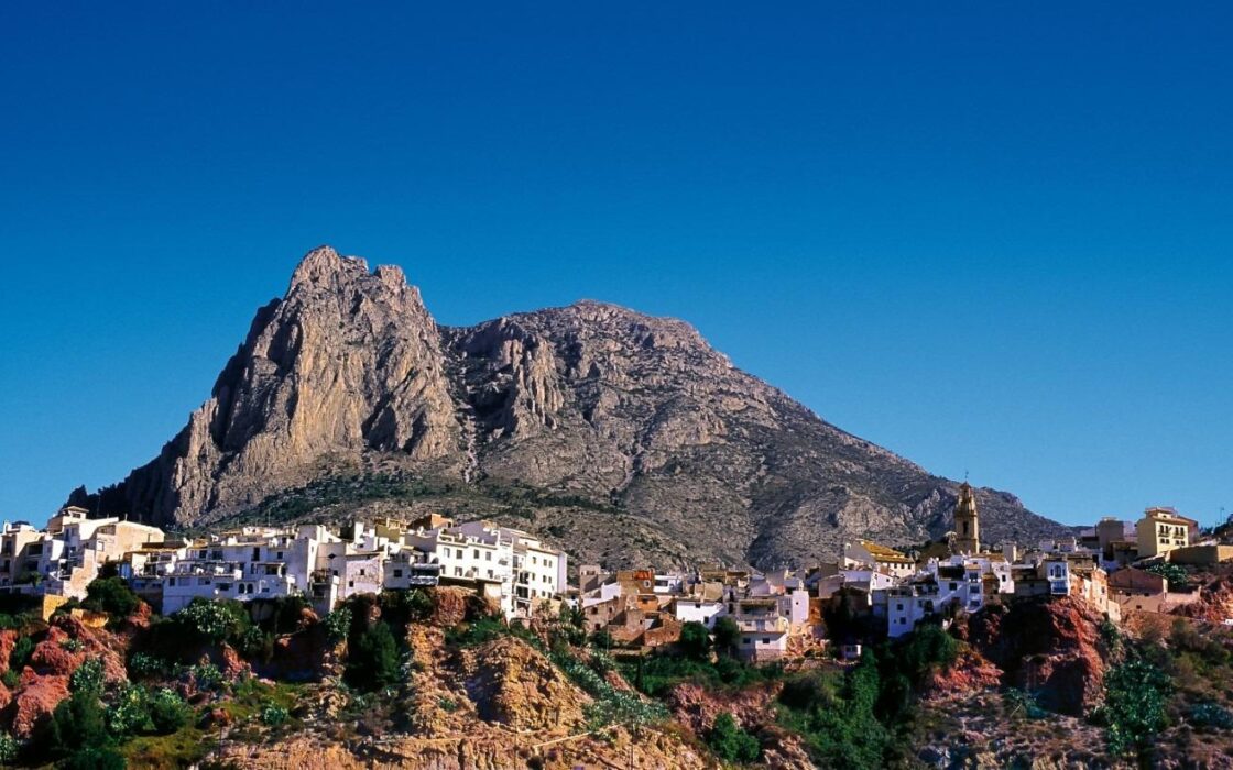 Новые квартиры с видом на море в Финестрате от 72 кв.м