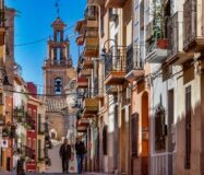 Нові квартири та таунхауси в Балконі з видом на море